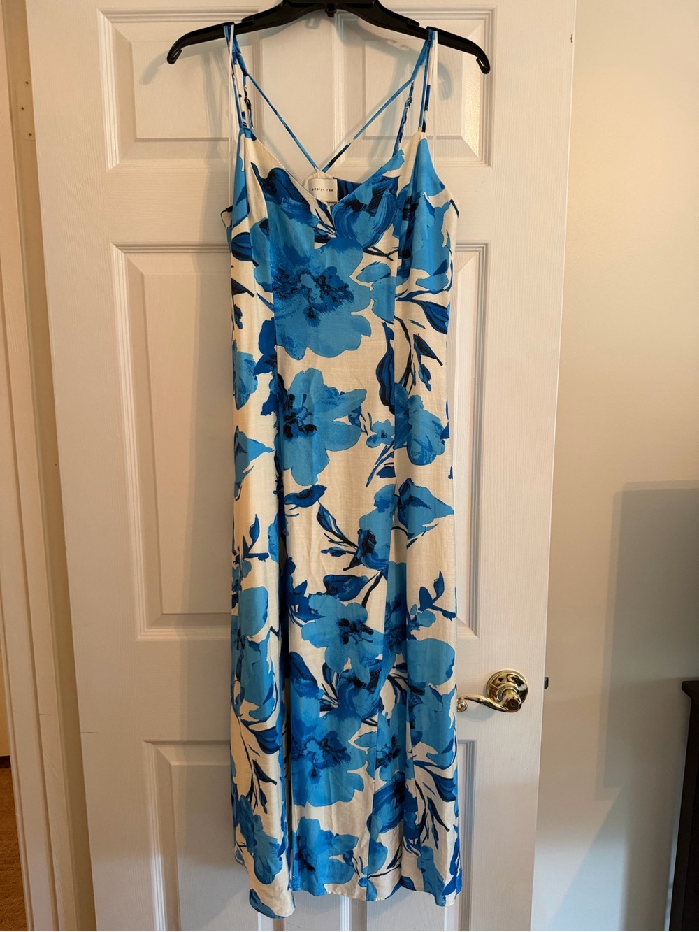 Adelyn Rae Midi Dress - Picture 3 of 5